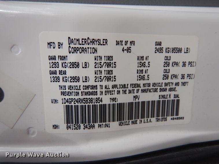 image for item GJ9071 2005 Dodge Grand Caravan van