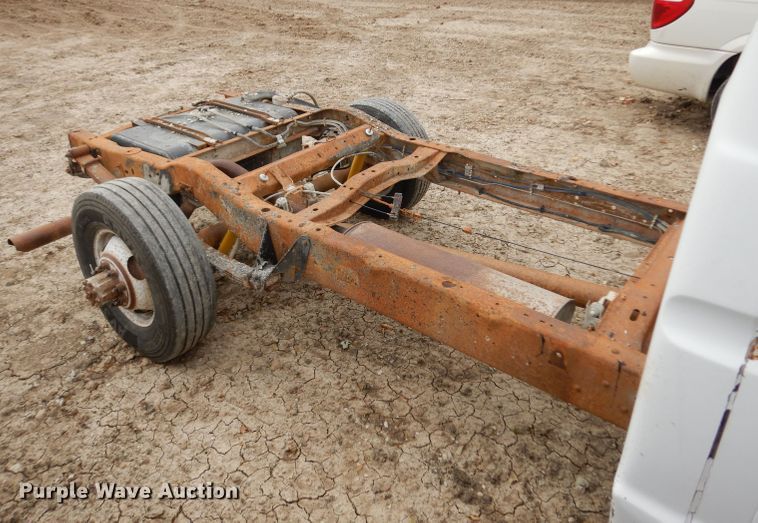 image for item GJ9072 1988 Ford Econoline E350 van cab and chassis