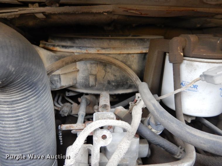 image for item GJ9072 1988 Ford Econoline E350 van cab and chassis