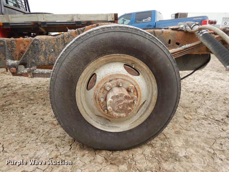 image for item GJ9072 1988 Ford Econoline E350 van cab and chassis