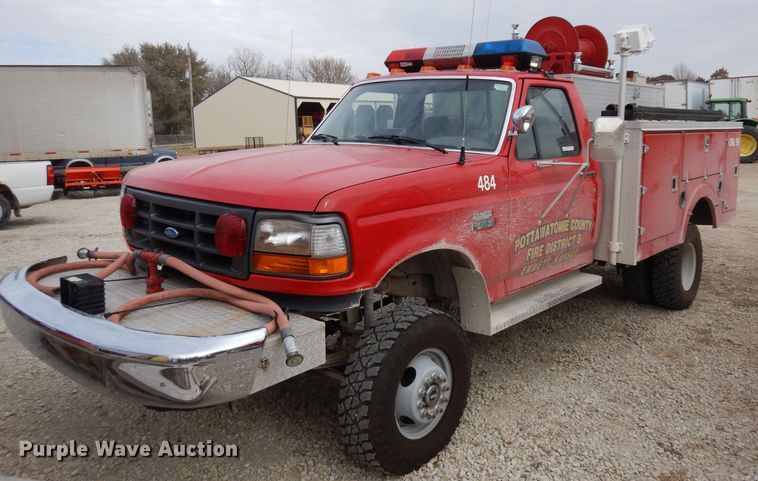 image for item GJ9077 1993 Ford F450 Super Duty brush fire truck