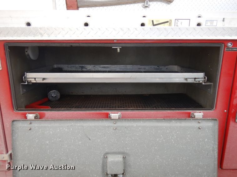 image for item GJ9077 1993 Ford F450 Super Duty brush fire truck