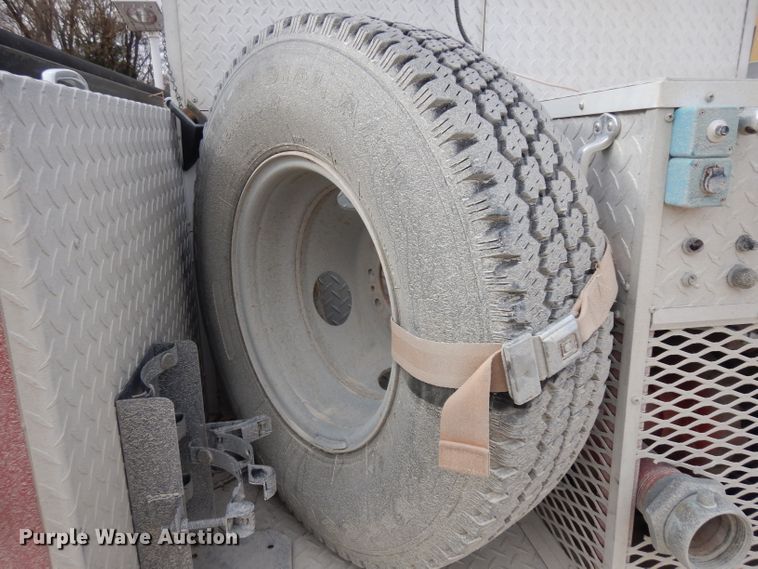 image for item GJ9077 1993 Ford F450 Super Duty brush fire truck