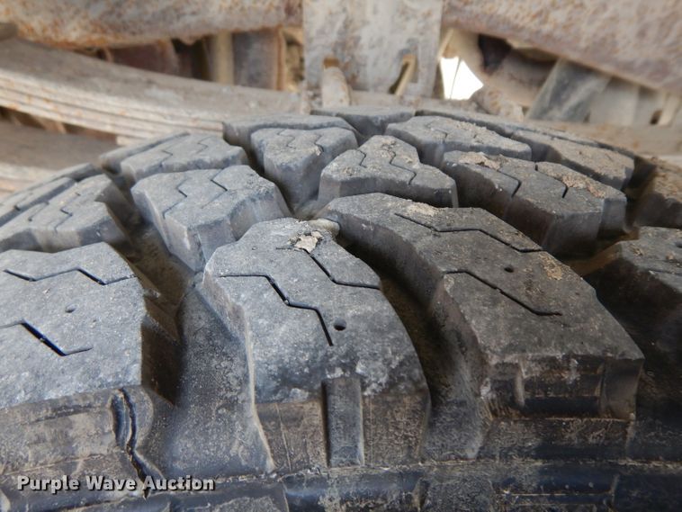 image for item GJ9077 1993 Ford F450 Super Duty brush fire truck