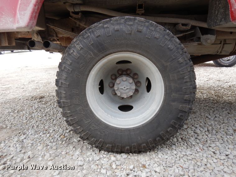 image for item GJ9077 1993 Ford F450 Super Duty brush fire truck