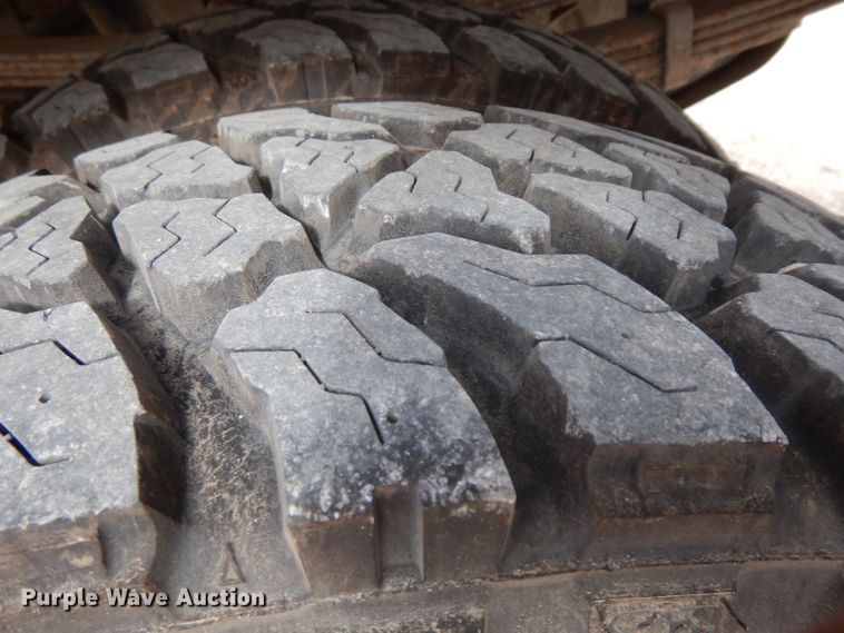 image for item GJ9077 1993 Ford F450 Super Duty brush fire truck