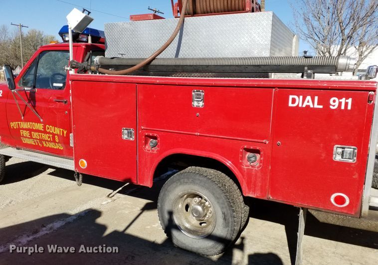 image for item GJ9078 1993 Ford F450 Super Duty brush fire truck