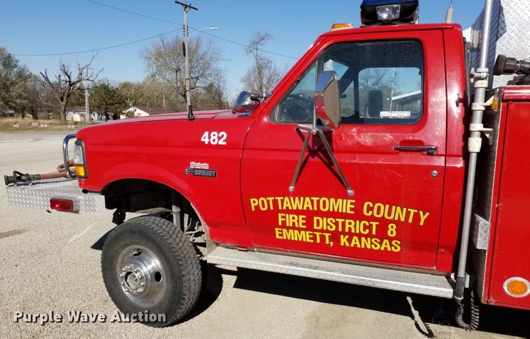 image for item GJ9078 1993 Ford F450 Super Duty brush fire truck