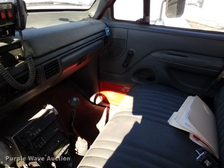 image for item GJ9078 1993 Ford F450 Super Duty brush fire truck