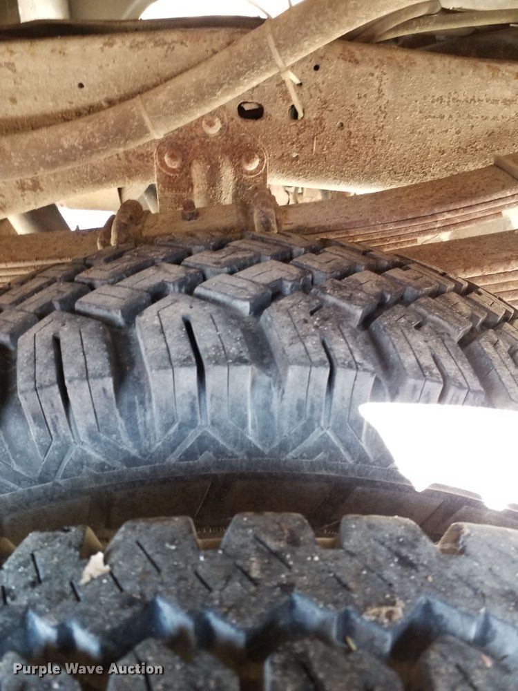 image for item GJ9078 1993 Ford F450 Super Duty brush fire truck