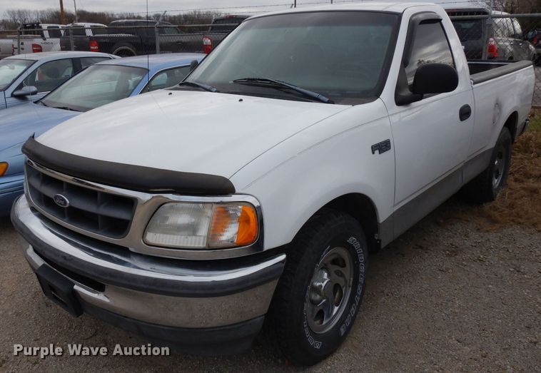 image for item GJ9112 1998 Ford F150 pickup truck