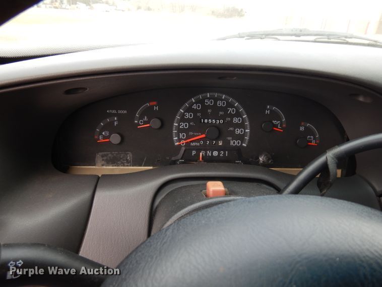 image for item GJ9112 1998 Ford F150 pickup truck