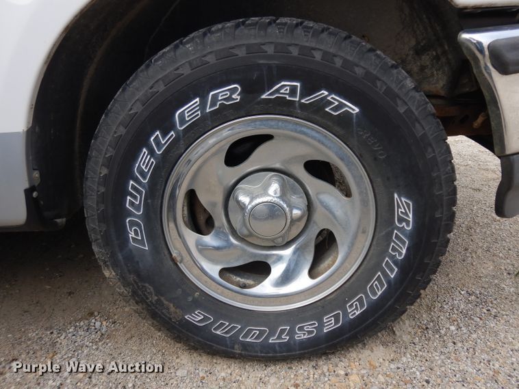 image for item GJ9112 1998 Ford F150 pickup truck