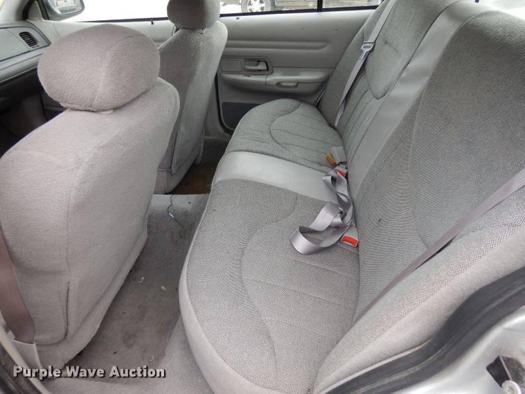 image for item GJ9117 2001 Ford Crown Victoria Police Interceptor