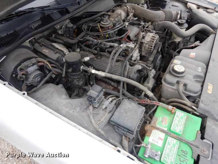 image for item GJ9117 2001 Ford Crown Victoria Police Interceptor