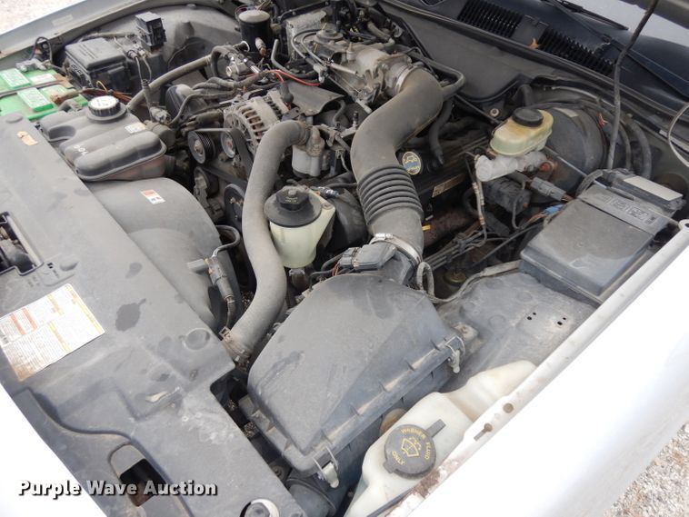 image for item GJ9117 2001 Ford Crown Victoria Police Interceptor