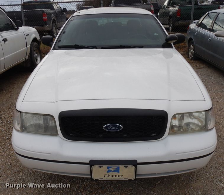 image for item GJ9118 2010 Ford Crown Victoria Police Interceptor
