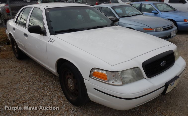 image for item GJ9118 2010 Ford Crown Victoria Police Interceptor
