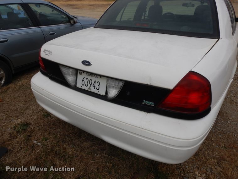 image for item GJ9118 2010 Ford Crown Victoria Police Interceptor