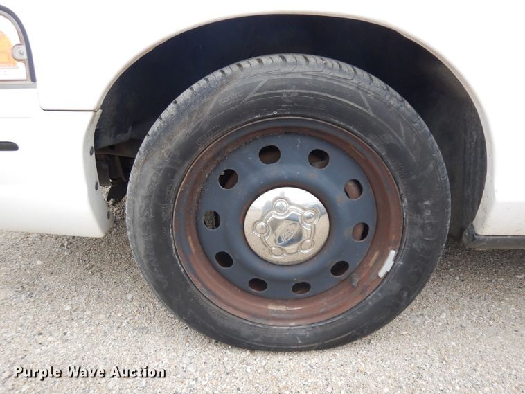 image for item GJ9118 2010 Ford Crown Victoria Police Interceptor