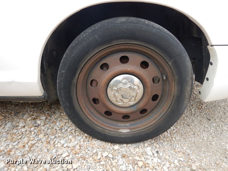 image for item GJ9118 2010 Ford Crown Victoria Police Interceptor