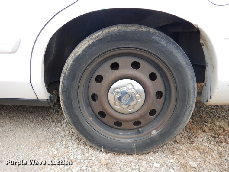 image for item GJ9118 2010 Ford Crown Victoria Police Interceptor