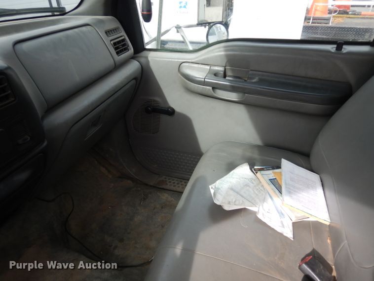 image for item GJ9119 2006 Ford F750 digger derrick truck