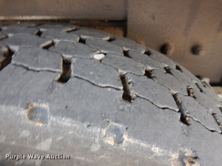 image for item GJ9119 2006 Ford F750 digger derrick truck