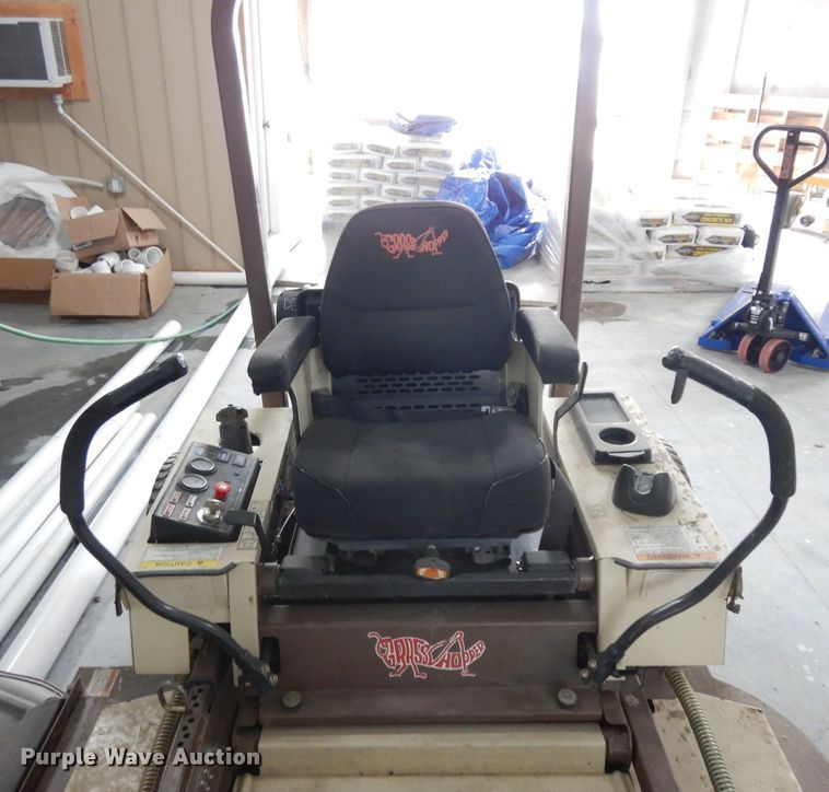 image for item GJ9121 Grasshopper 322D ZTR lawn mower