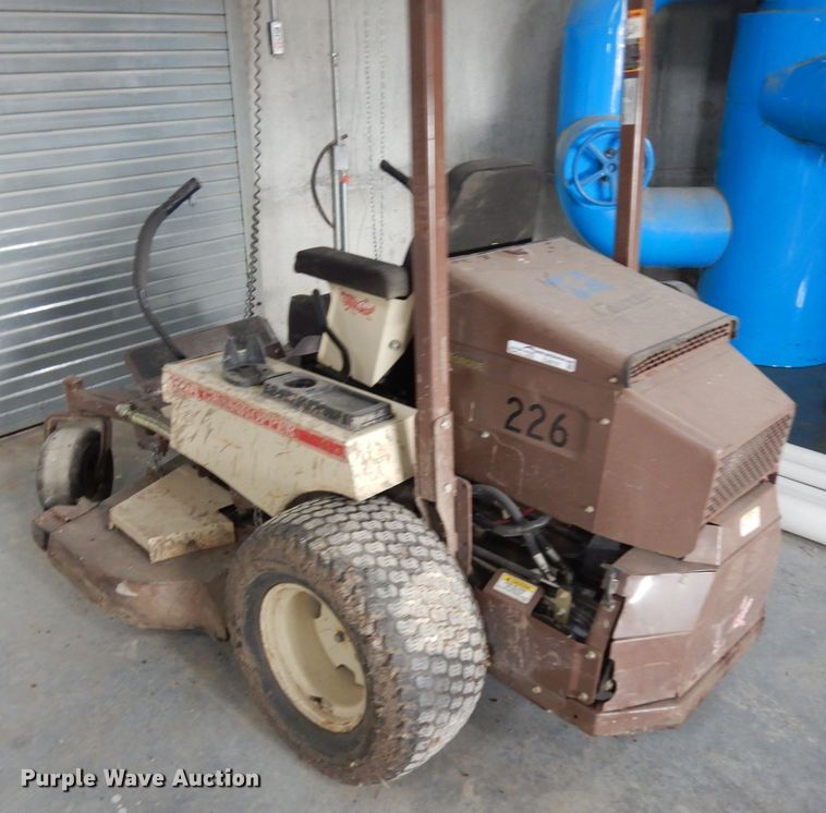 image for item GJ9121 Grasshopper 322D ZTR lawn mower