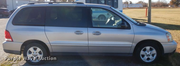 image for item GJ9135 2004 Ford Freestar van