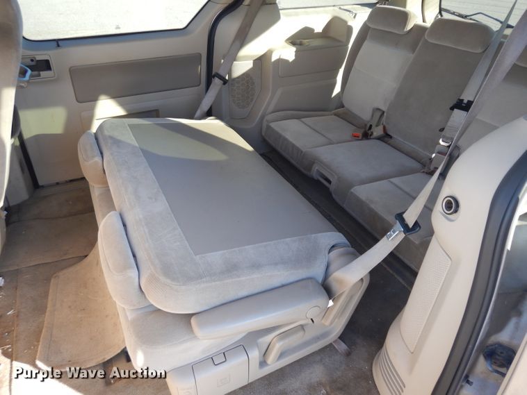 image for item GJ9135 2004 Ford Freestar van