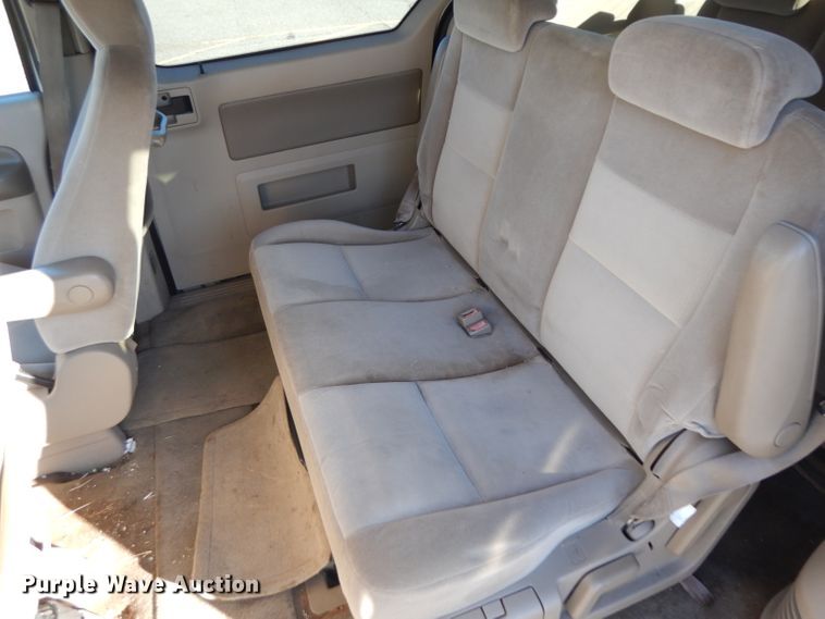 image for item GJ9135 2004 Ford Freestar van