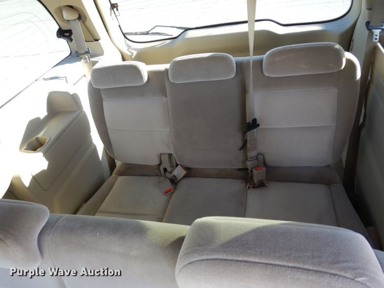 image for item GJ9135 2004 Ford Freestar van