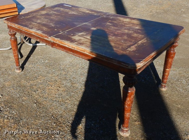 image for item GJ9137 (2) tables