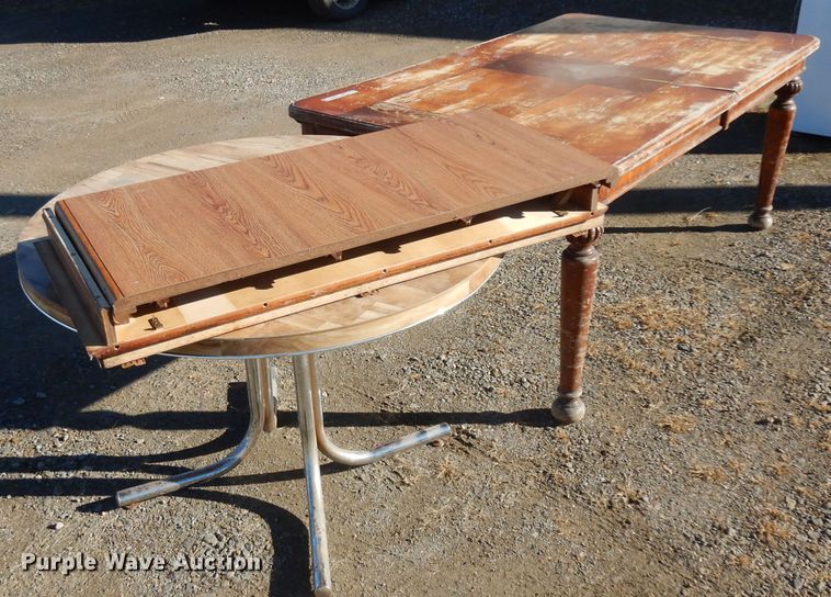 image for item GJ9137 (2) tables