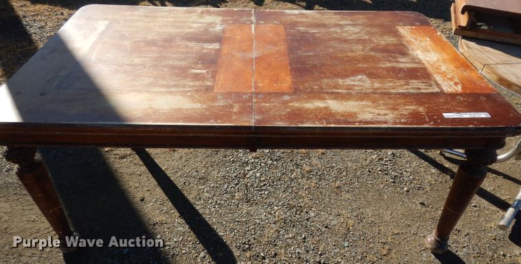 image for item GJ9137 (2) tables