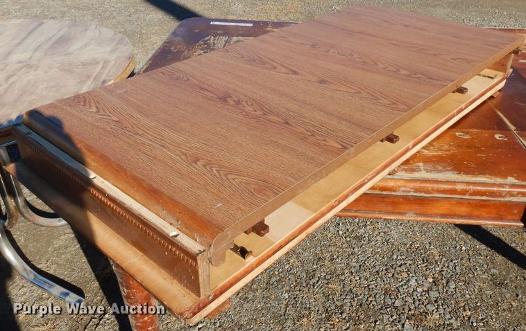 image for item GJ9137 (2) tables