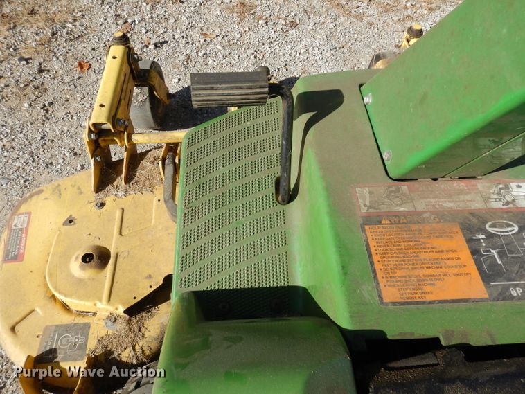 image for item GJ9145 John Deere F525 ZTR lawn mower