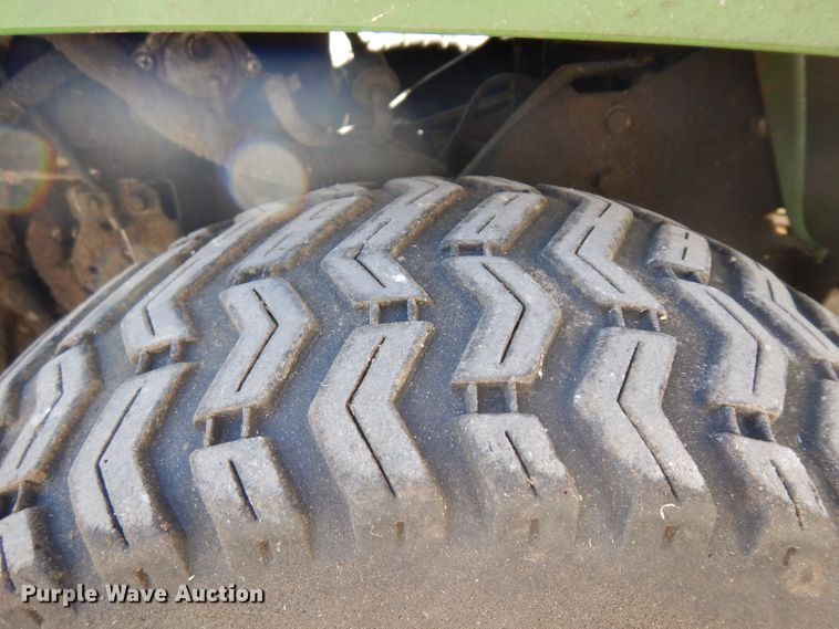 image for item GJ9145 John Deere F525 ZTR lawn mower