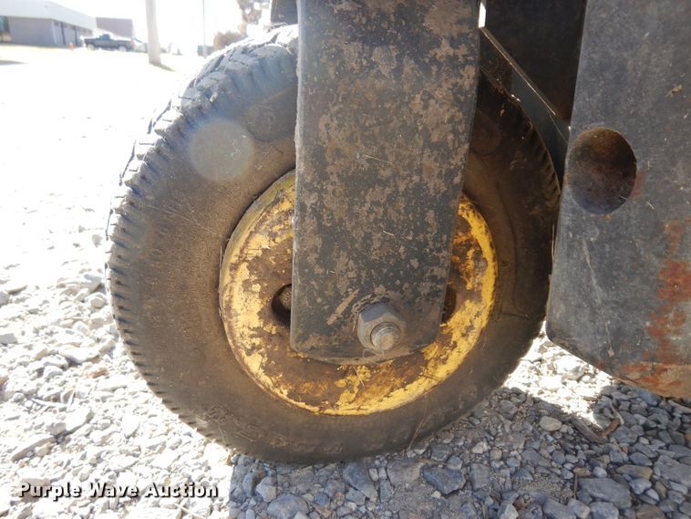 image for item GJ9145 John Deere F525 ZTR lawn mower