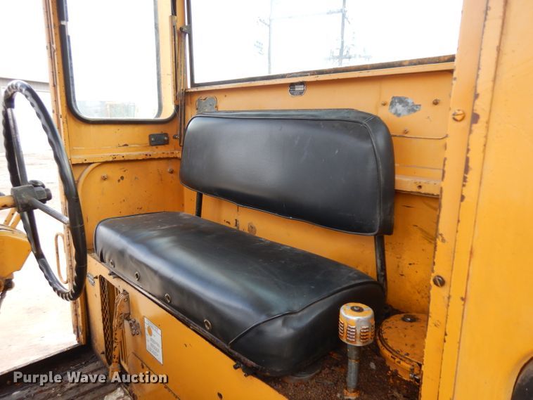 image for item GJ9153 1972 Galion T500 rigid frame motor grader