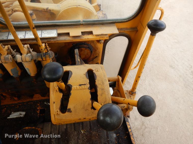 image for item GJ9153 1972 Galion T500 rigid frame motor grader