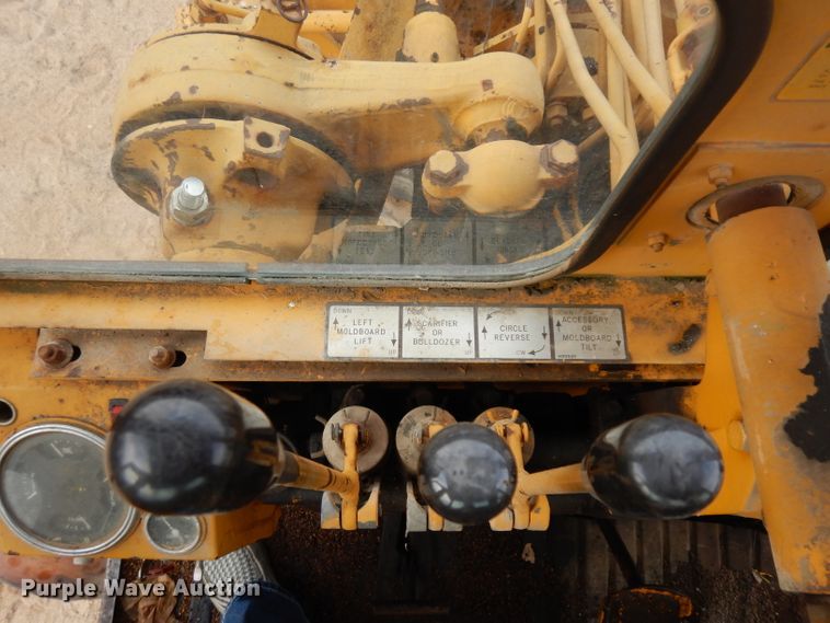 image for item GJ9153 1972 Galion T500 rigid frame motor grader