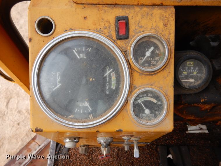 image for item GJ9153 1972 Galion T500 rigid frame motor grader