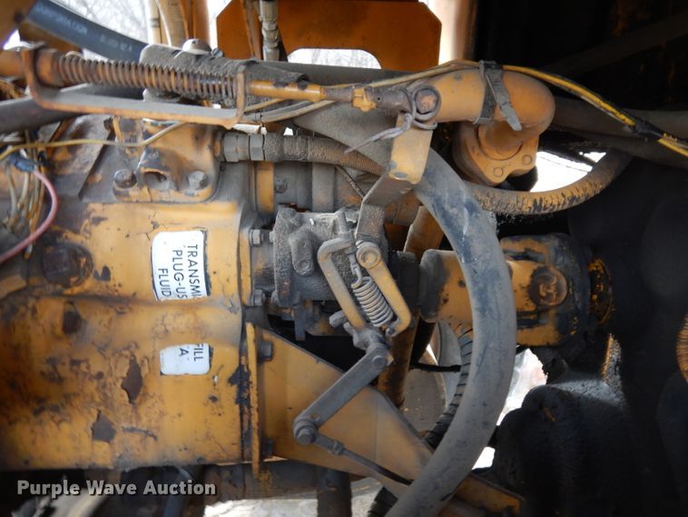 image for item GJ9153 1972 Galion T500 rigid frame motor grader