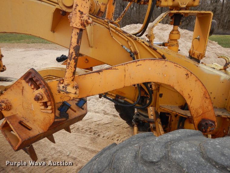 image for item GJ9153 1972 Galion T500 rigid frame motor grader