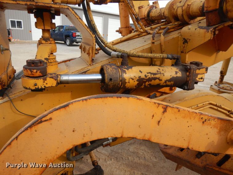 image for item GJ9153 1972 Galion T500 rigid frame motor grader