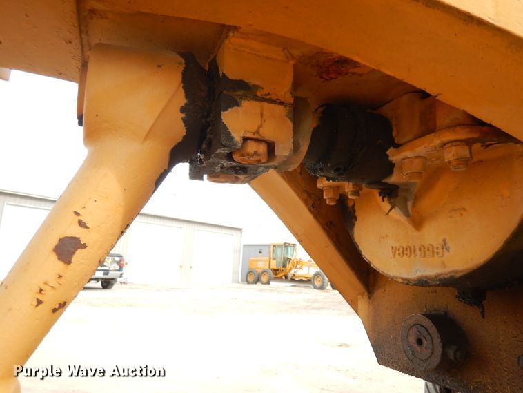 image for item GJ9153 1972 Galion T500 rigid frame motor grader