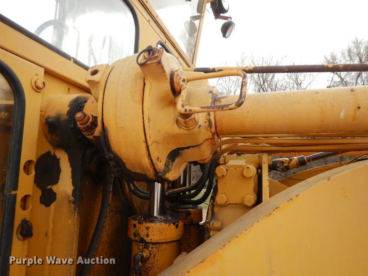 image for item GJ9153 1972 Galion T500 rigid frame motor grader